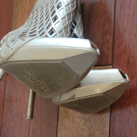 Jean-Paul GAULTIER x Melissa Rubber Mesh Heeled Sandal - Picture 14 of 15